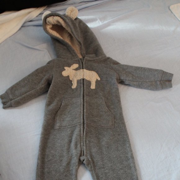 Carter's fleece suit - Picture 1 of 5